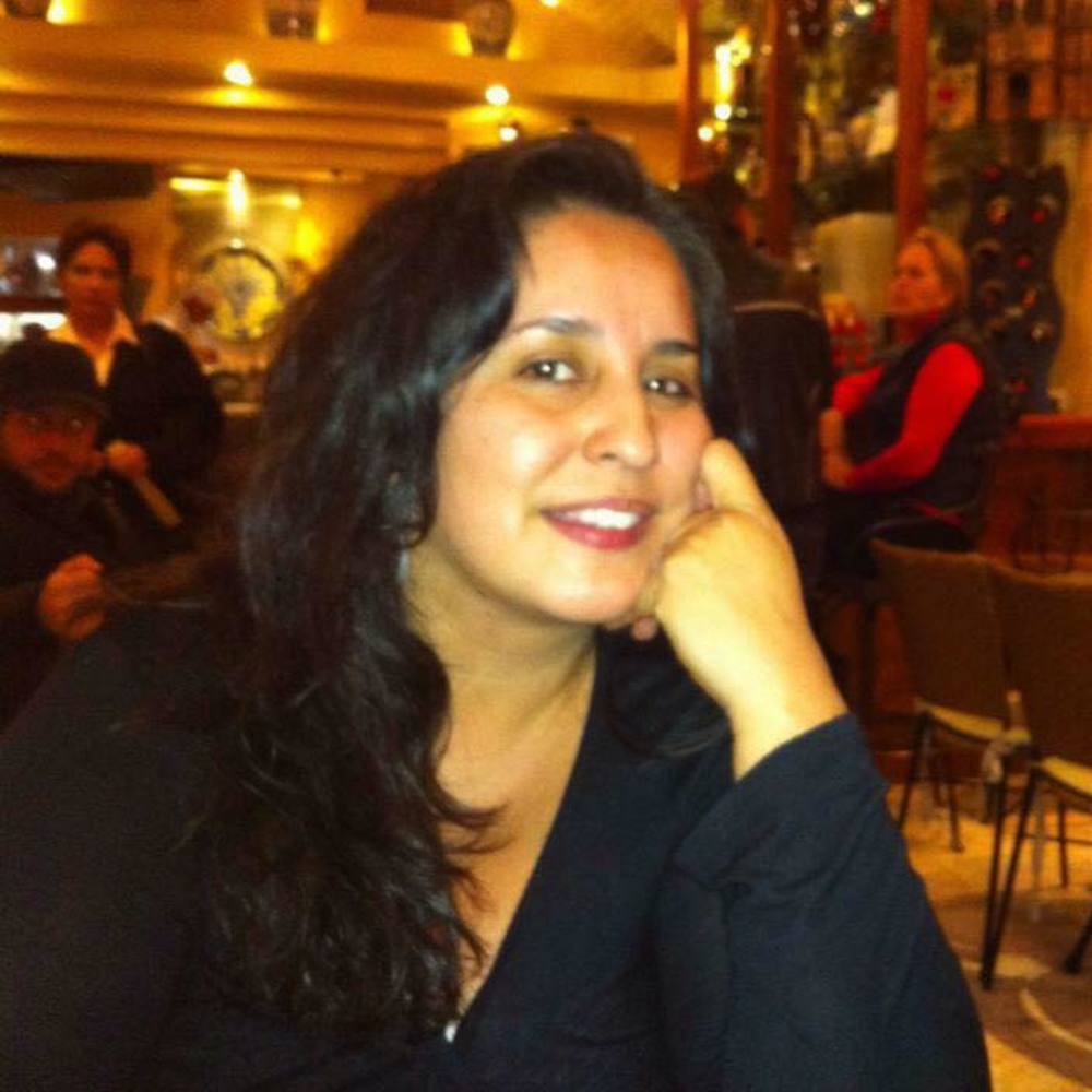 Meet your Posher, Claudia